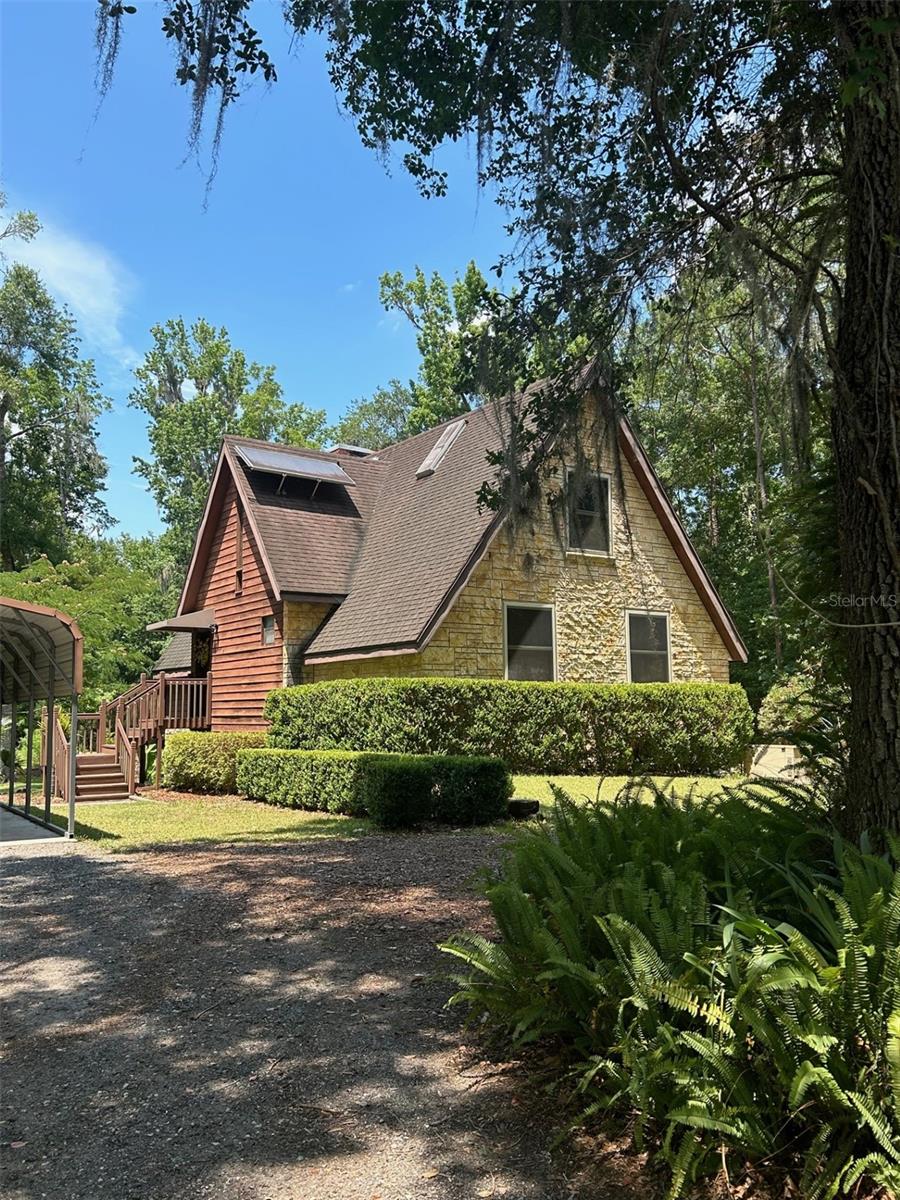 8910 COUNTY ROAD 225