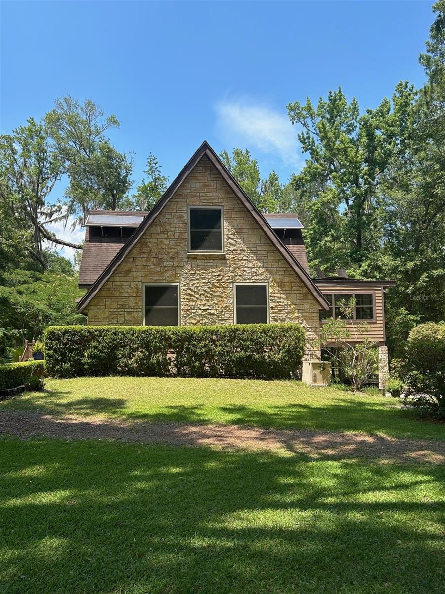 8910 COUNTY ROAD 225