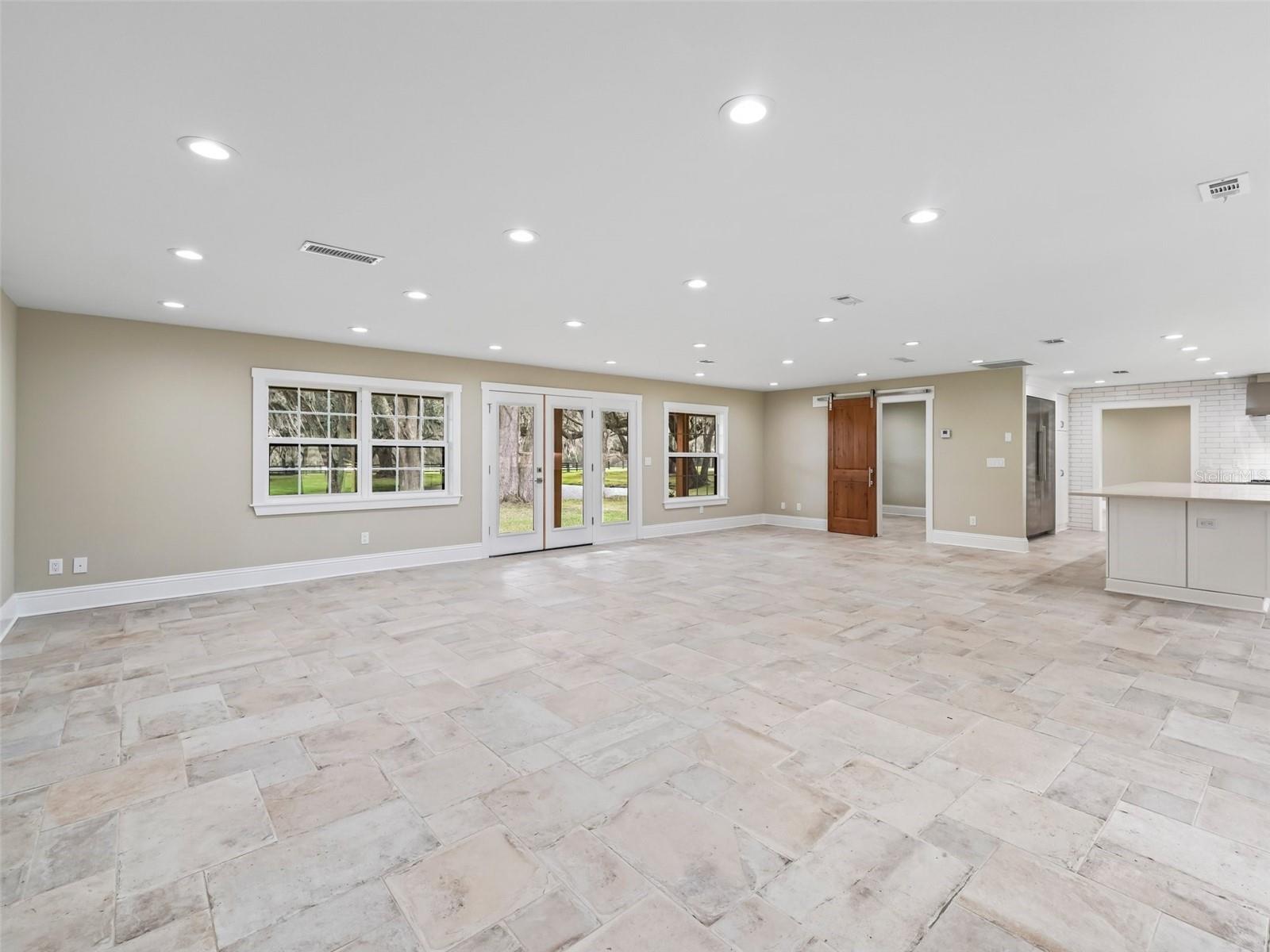 BROOKFIELD ANNEX - Residential