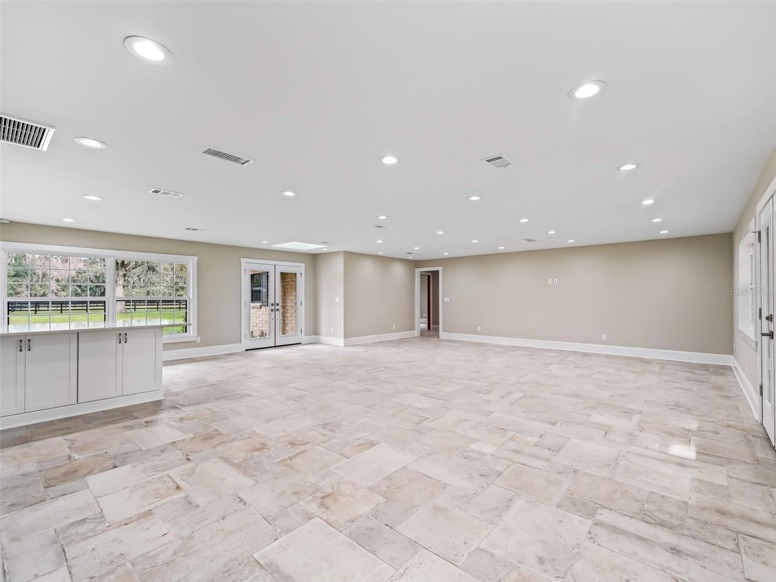 BROOKFIELD ANNEX - Residential