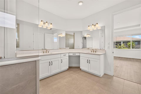 Tiny photo for 10185 SW 84th St Road, Ocala, FL 34481 (MLS # OM734807)