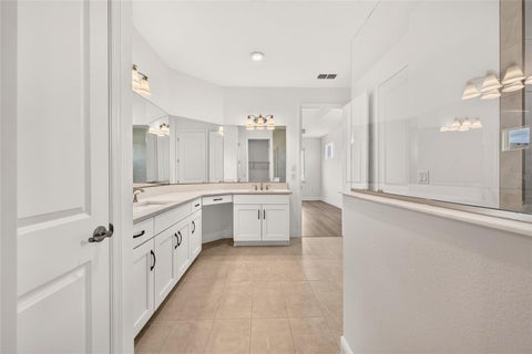 Tiny photo for 10185 SW 84th St Road, Ocala, FL 34481 (MLS # OM734807)