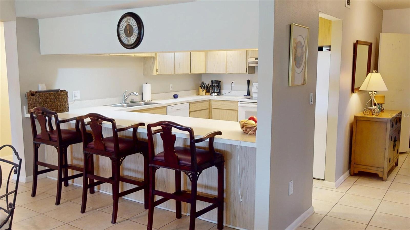 MARINA SOUTH SHORE CONDO - Residential