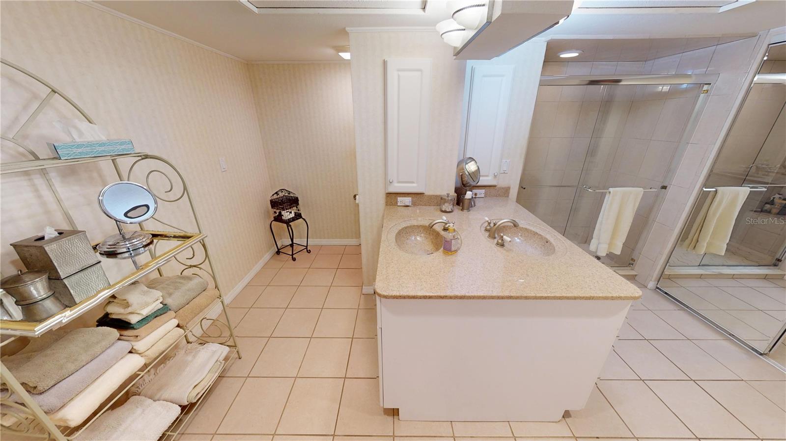 MARINA SOUTH SHORE CONDO - Residential