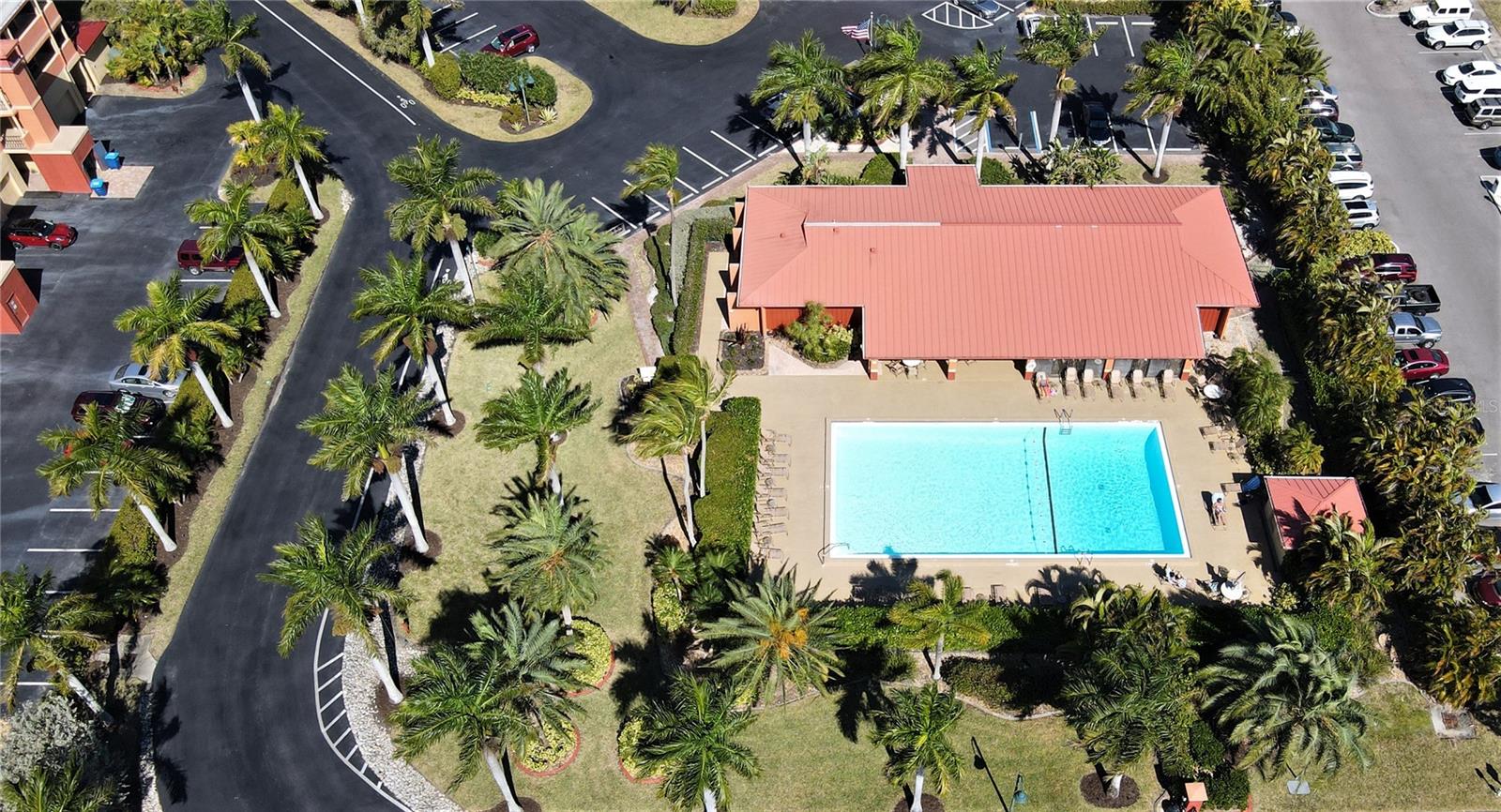 MARINA SOUTH SHORE CONDO - Residential