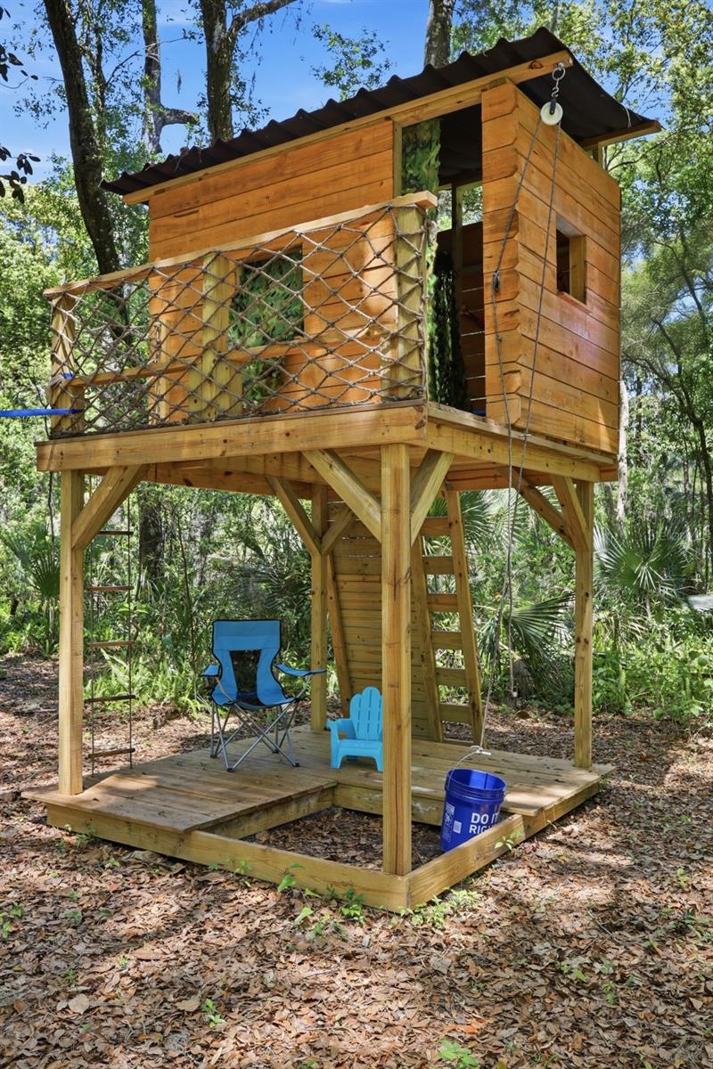 DEERFOOT TRACE - Residential