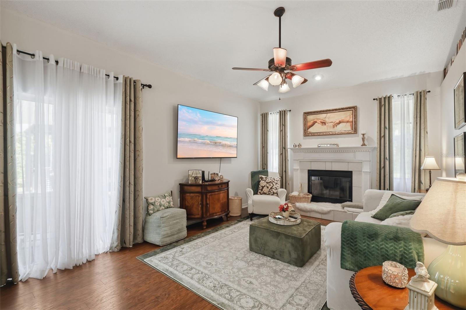 DEERFOOT TRACE - Residential