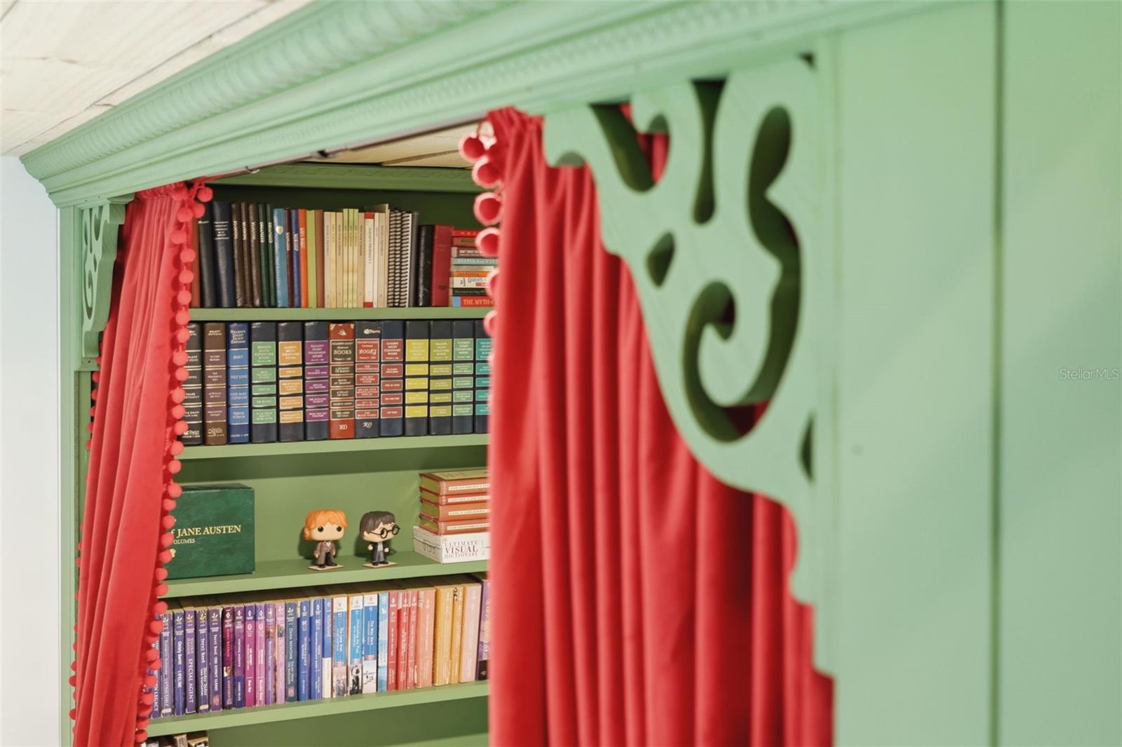 DEERFOOT TRACE - Residential