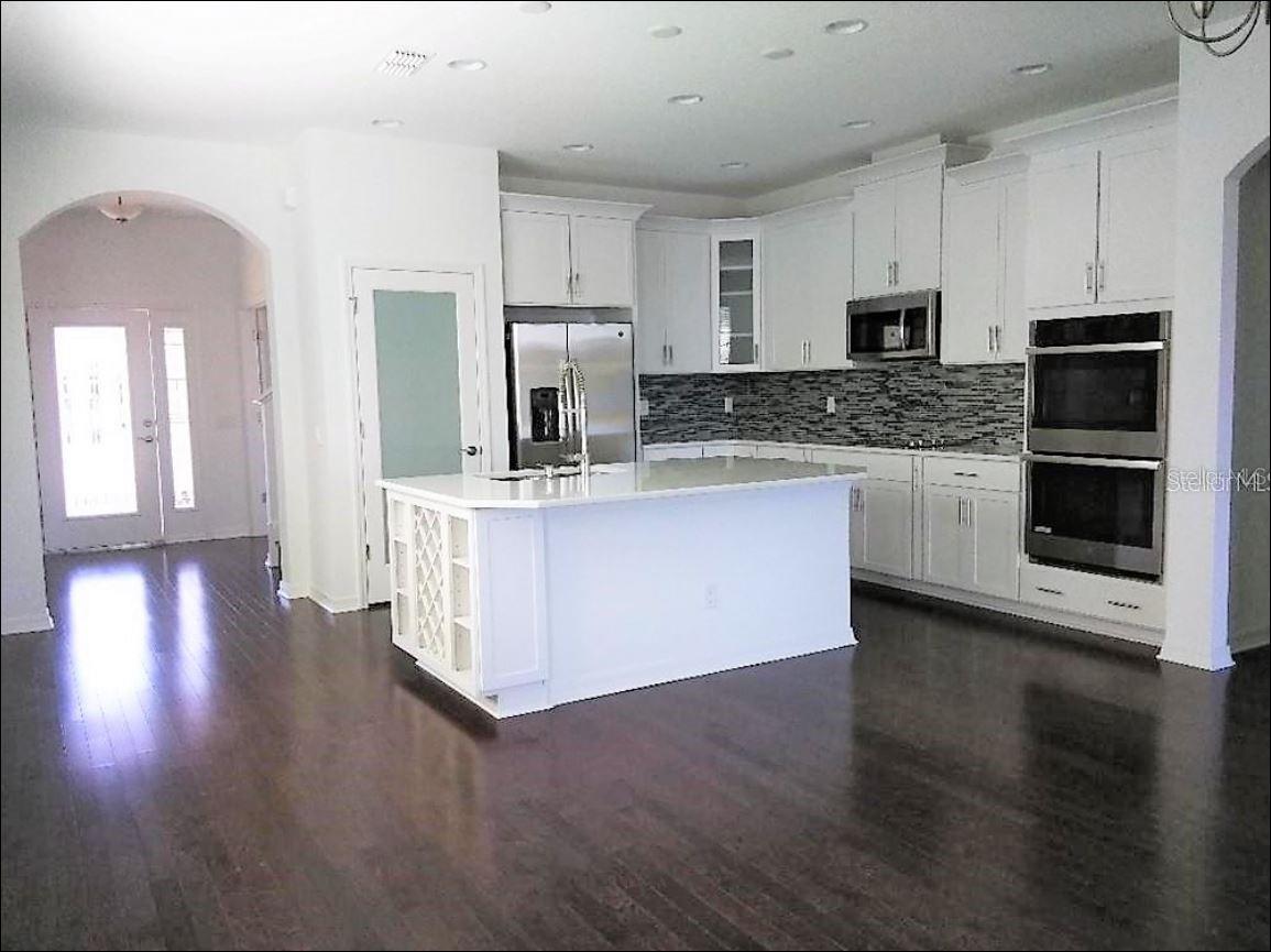 LONG LAKE RANCH VILLAGE 2 PRCL A-1, A - Residential Lease