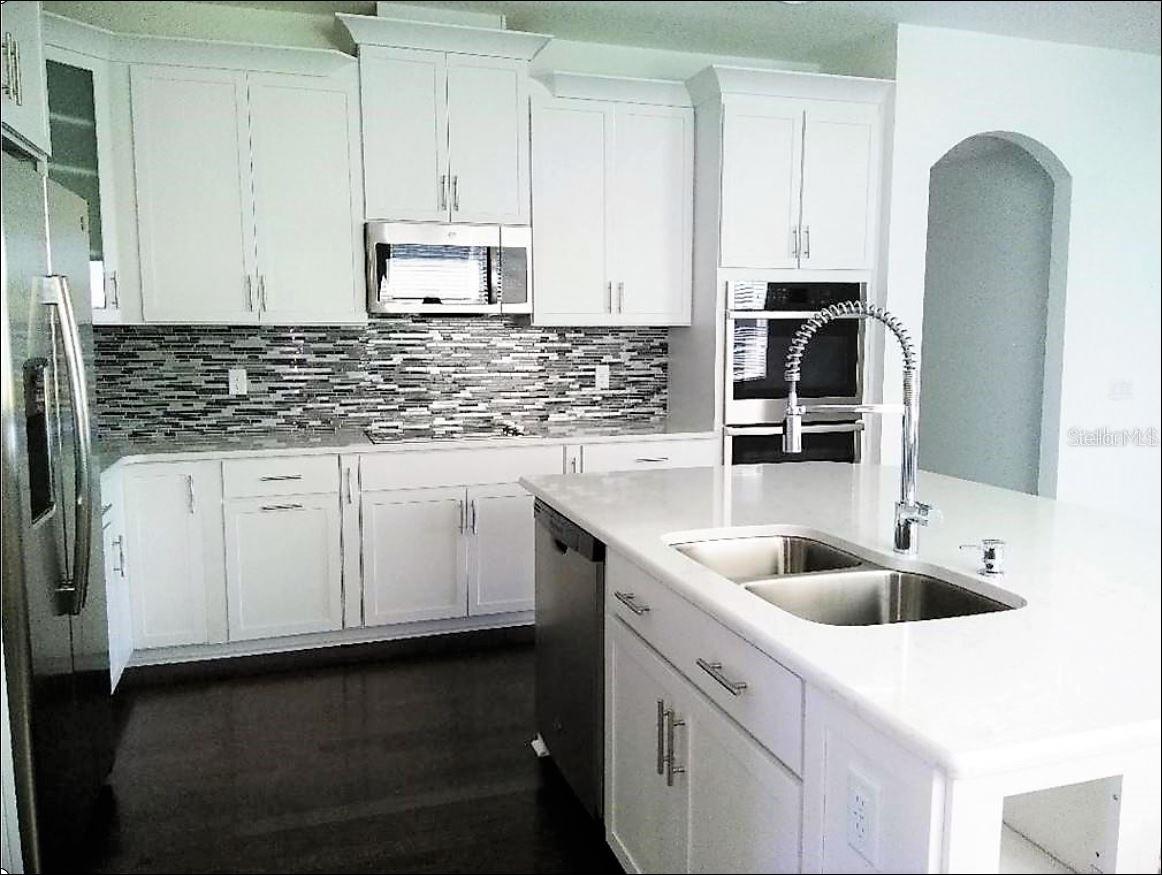 LONG LAKE RANCH VILLAGE 2 PRCL A-1, A - Residential Lease