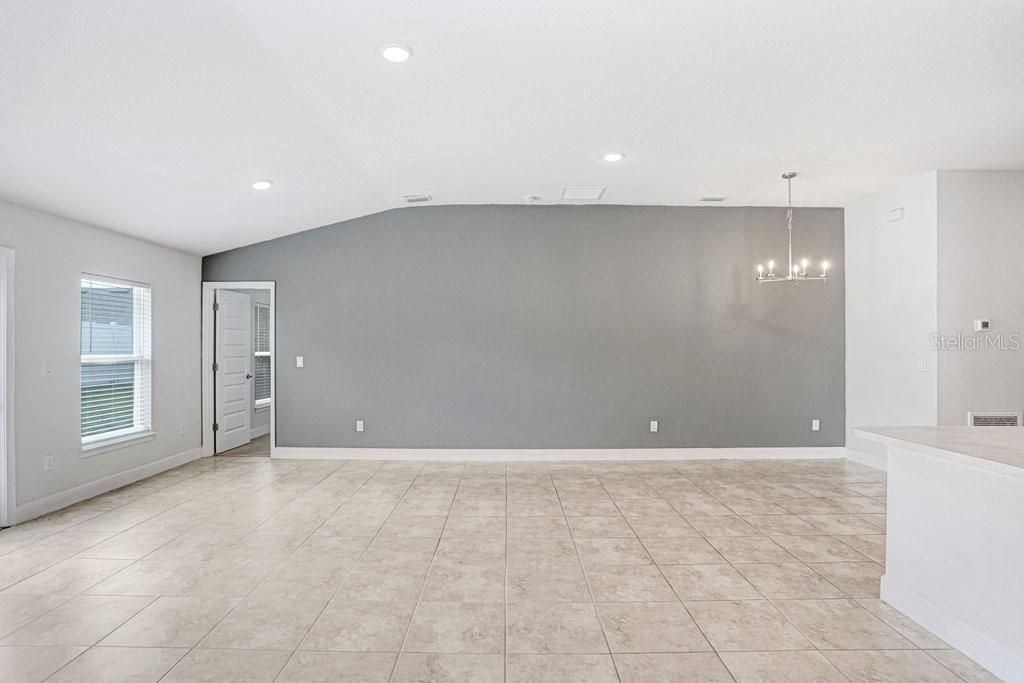 AYERSWORTH GLEN PH 4 - Residential