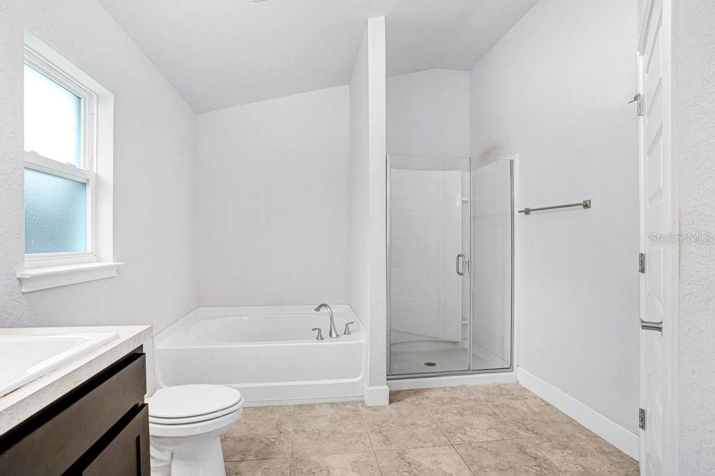 AYERSWORTH GLEN PH 4 - Residential