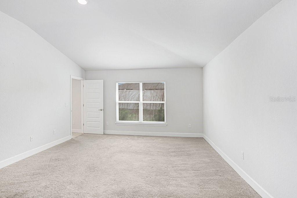 AYERSWORTH GLEN PH 4 - Residential