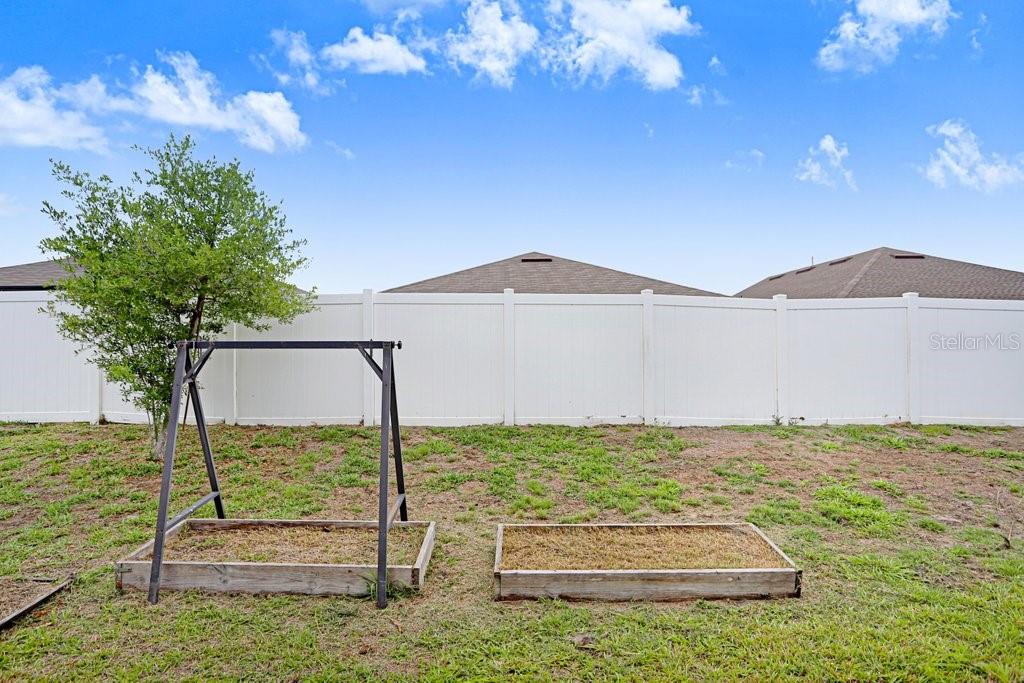 14916 IMPERIAL PURPLE LANE