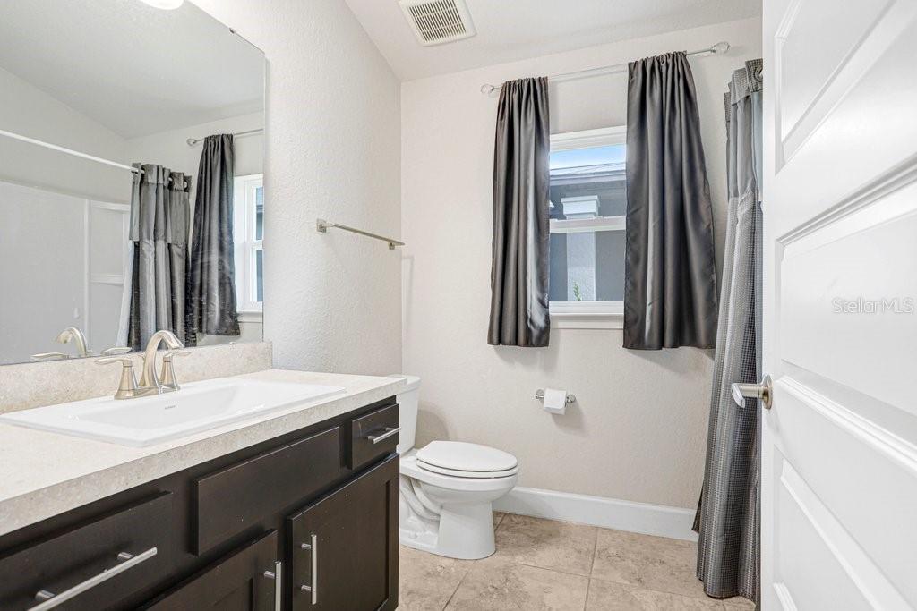 AYERSWORTH GLEN PH 4 - Residential