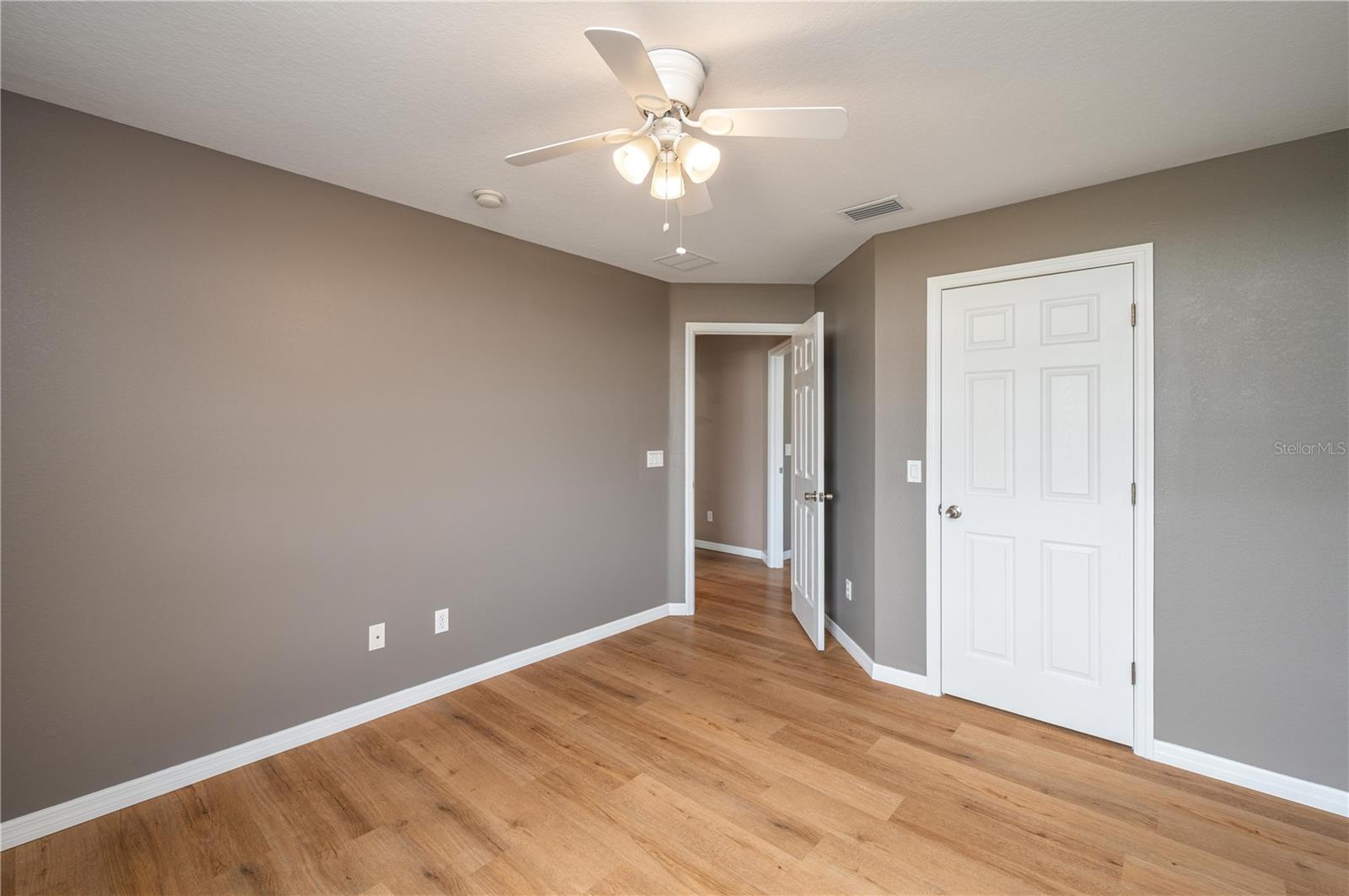 ESTATES/AUBURNDALE - Residential