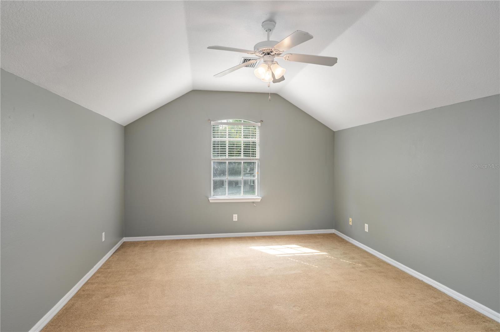 ESTATES/AUBURNDALE - Residential