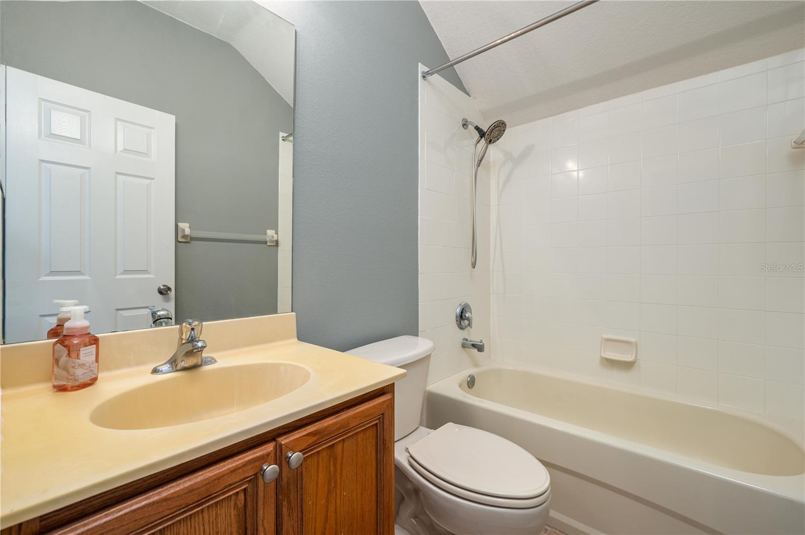 ESTATES/AUBURNDALE - Residential
