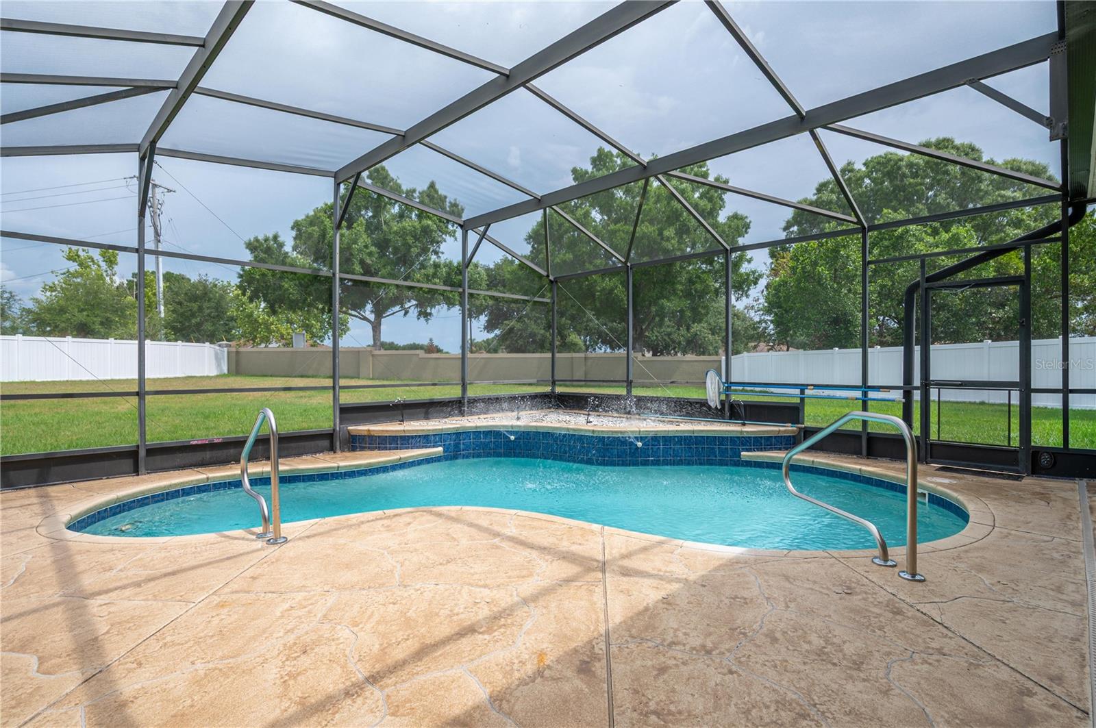 ESTATES/AUBURNDALE - Residential