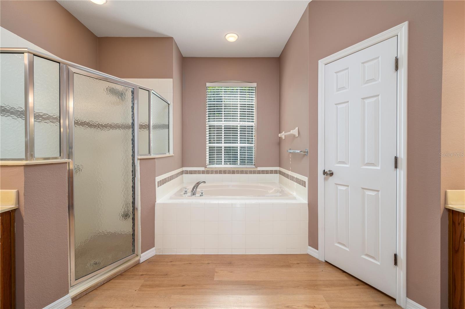 ESTATES/AUBURNDALE - Residential