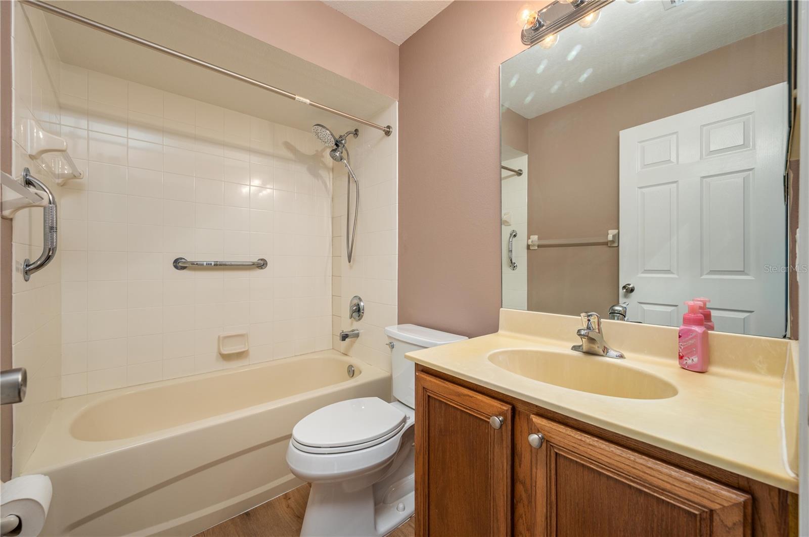 ESTATES/AUBURNDALE - Residential