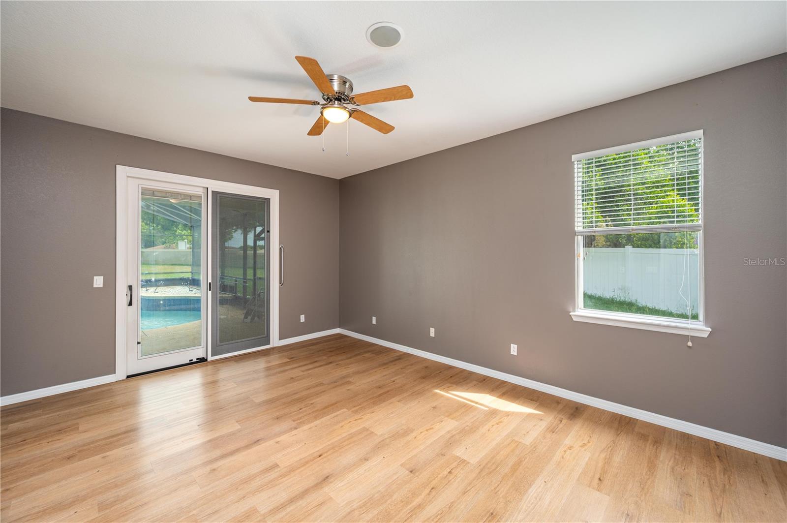 ESTATES/AUBURNDALE - Residential