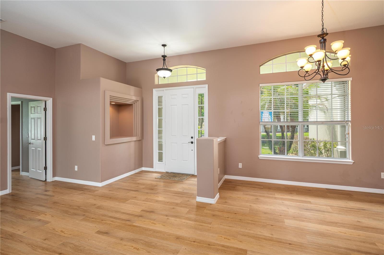 ESTATES/AUBURNDALE - Residential