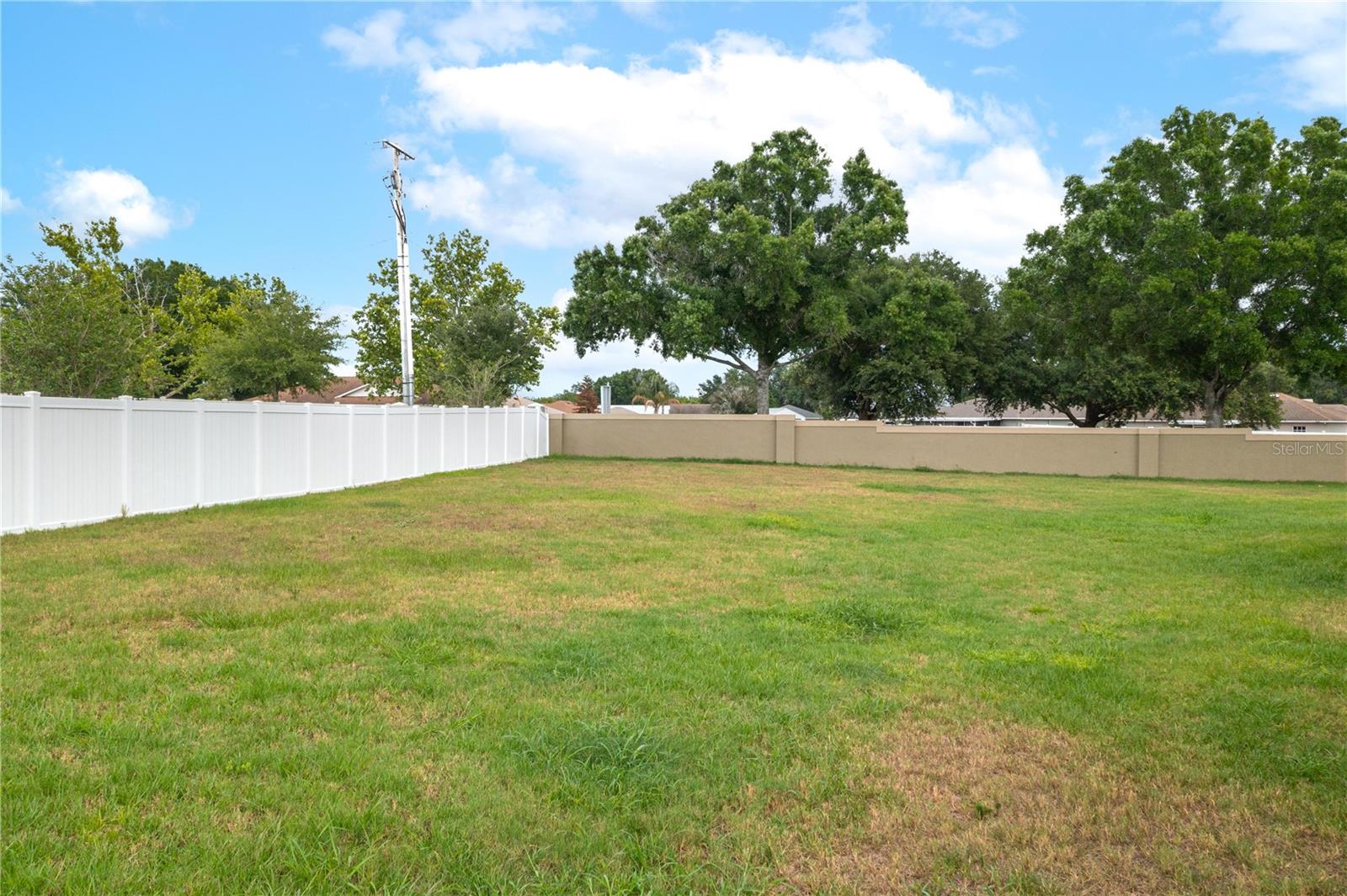 ESTATES/AUBURNDALE - Residential