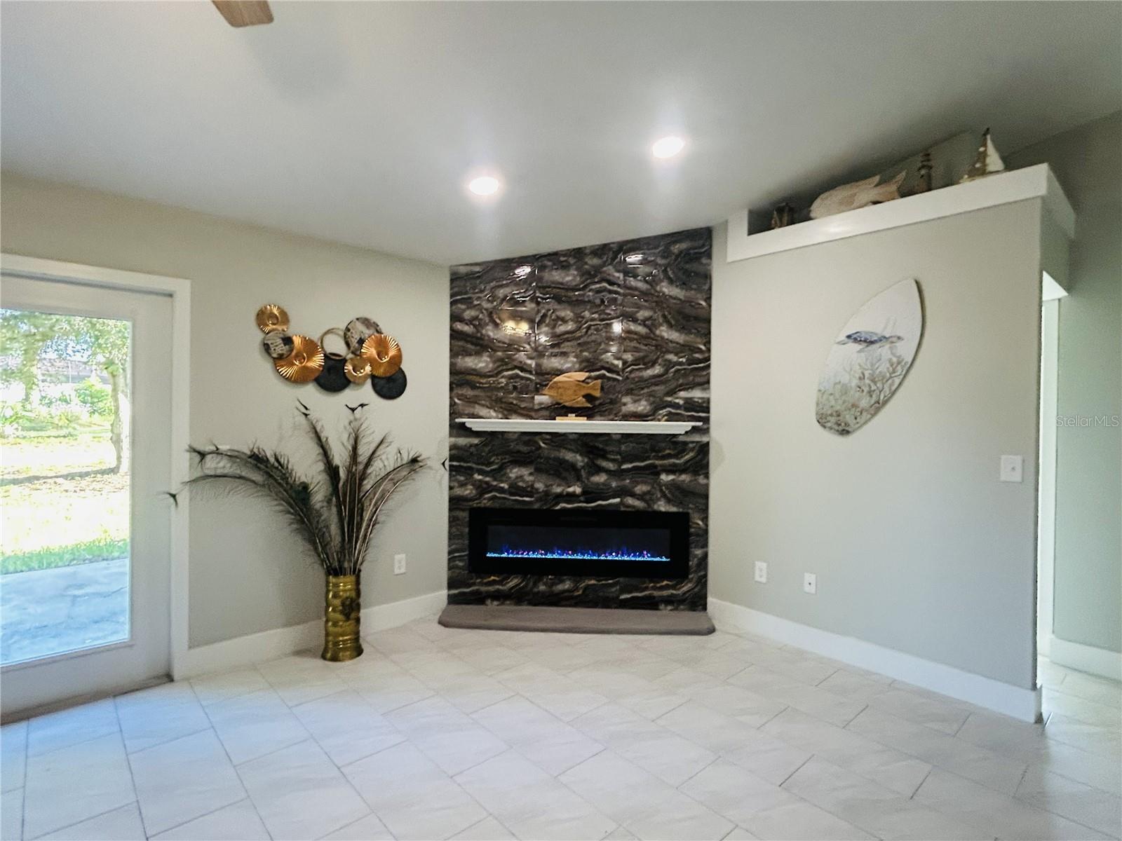 9709 SE SUNSET HARBOR ROAD