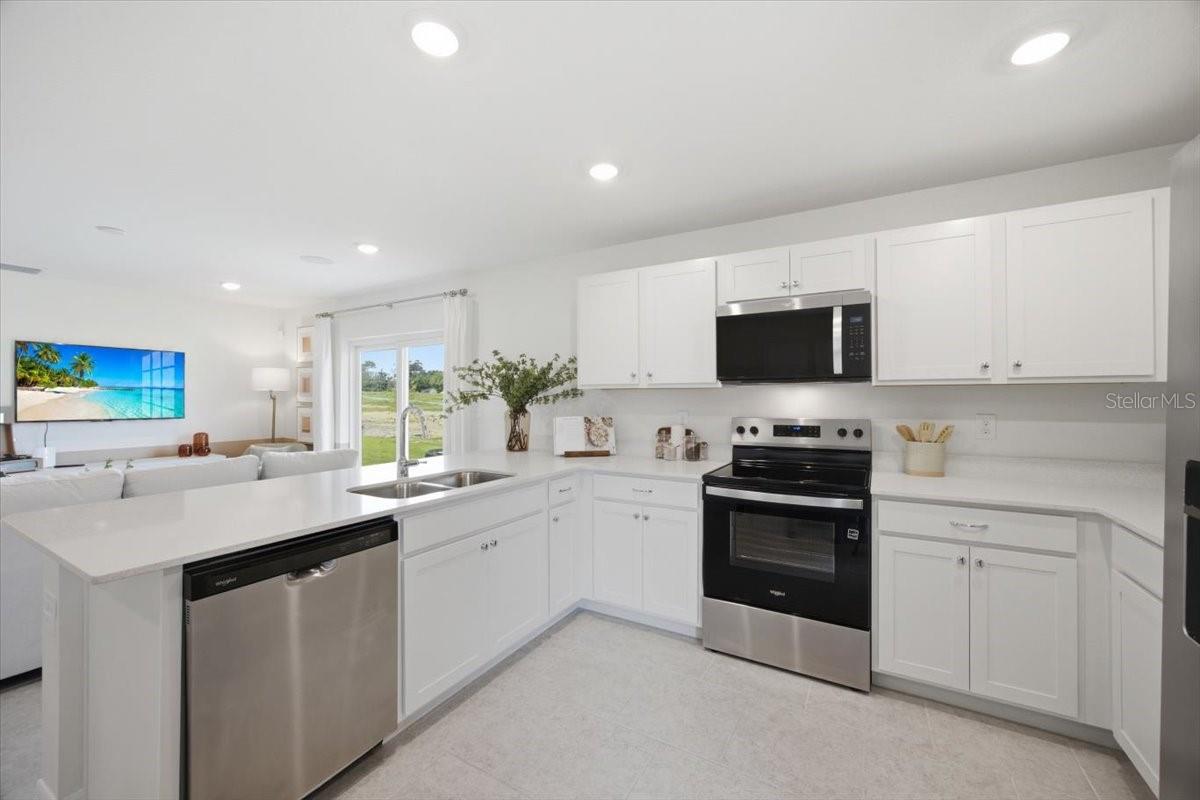 3004 CASCADE CIRCLE