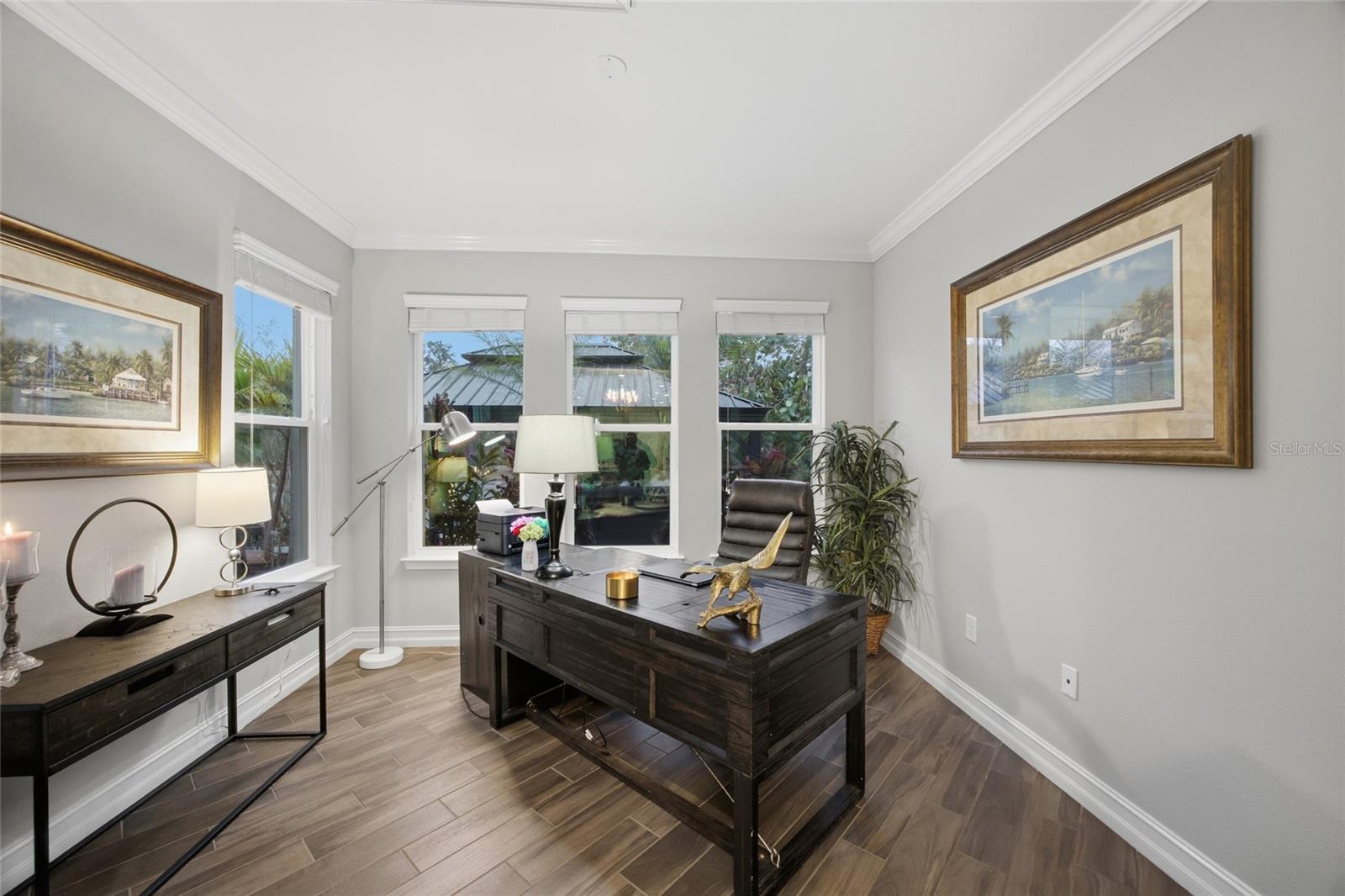 PROMENADE AT LAKE PARK PH - Residential