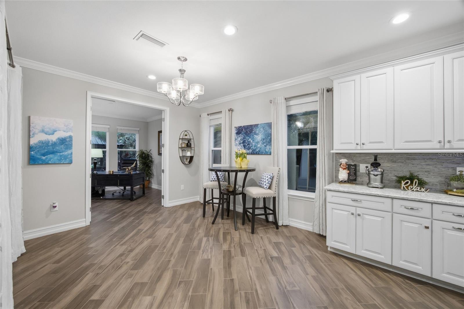 PROMENADE AT LAKE PARK PH - Residential