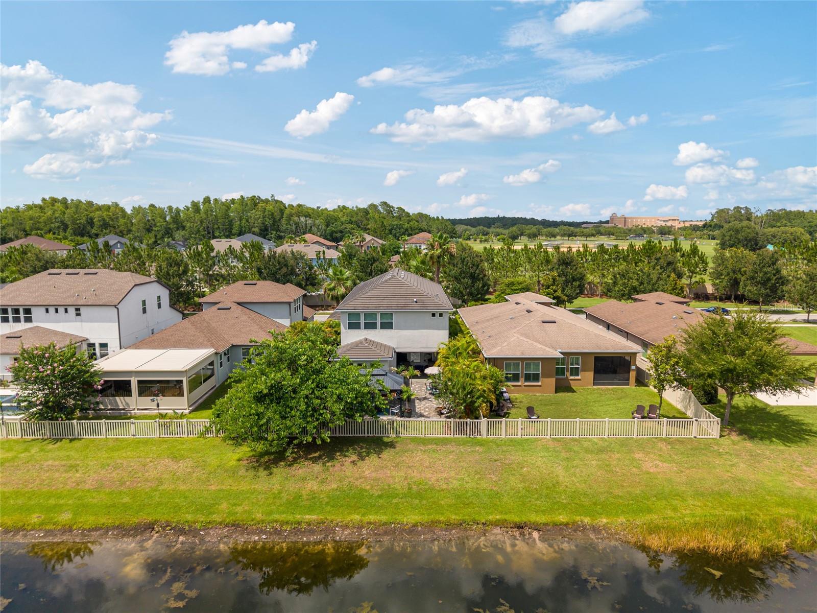 PROMENADE AT LAKE PARK PH - Residential