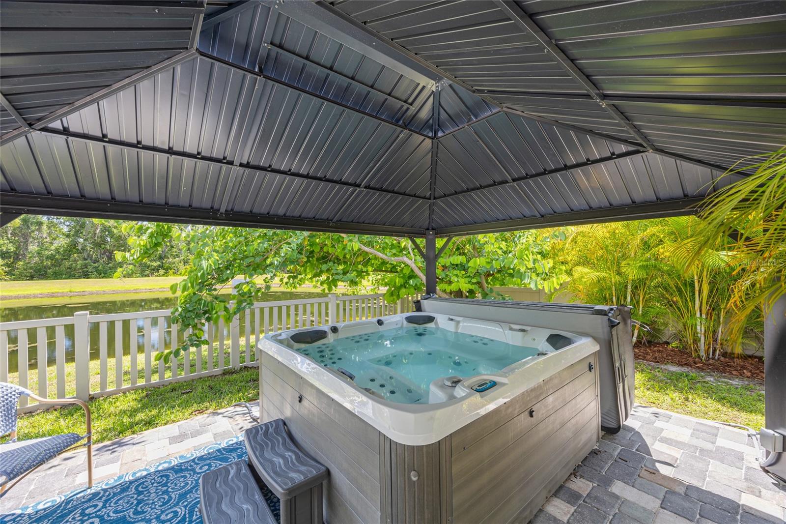 PROMENADE AT LAKE PARK PH - Residential