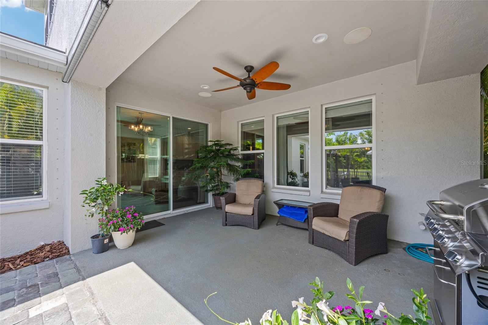 PROMENADE AT LAKE PARK PH - Residential