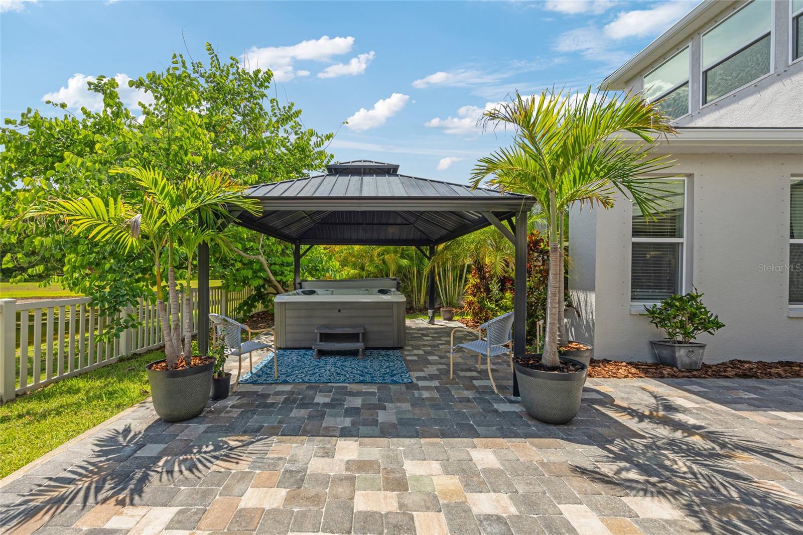 PROMENADE AT LAKE PARK PH - Residential