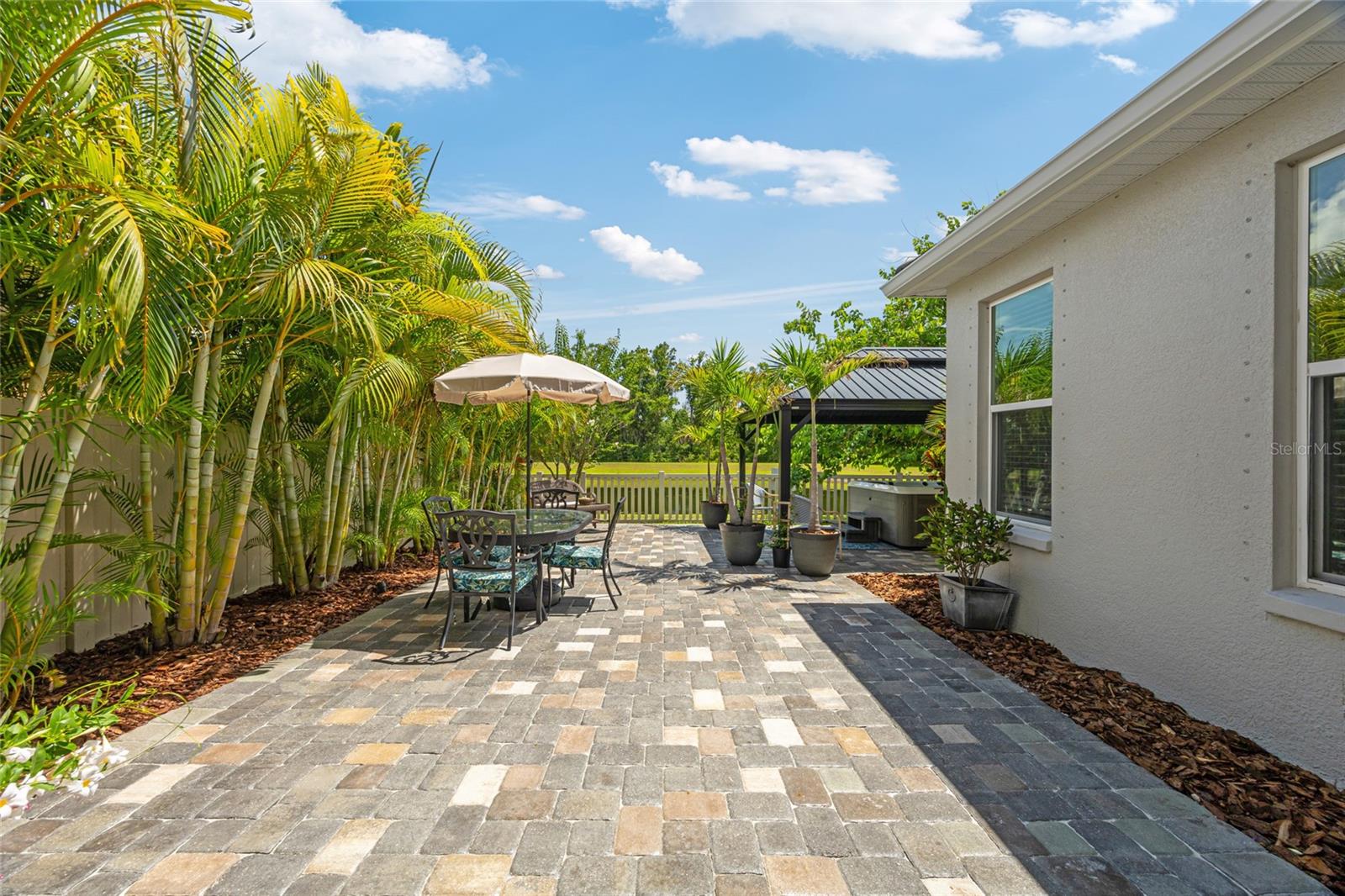 PROMENADE AT LAKE PARK PH - Residential