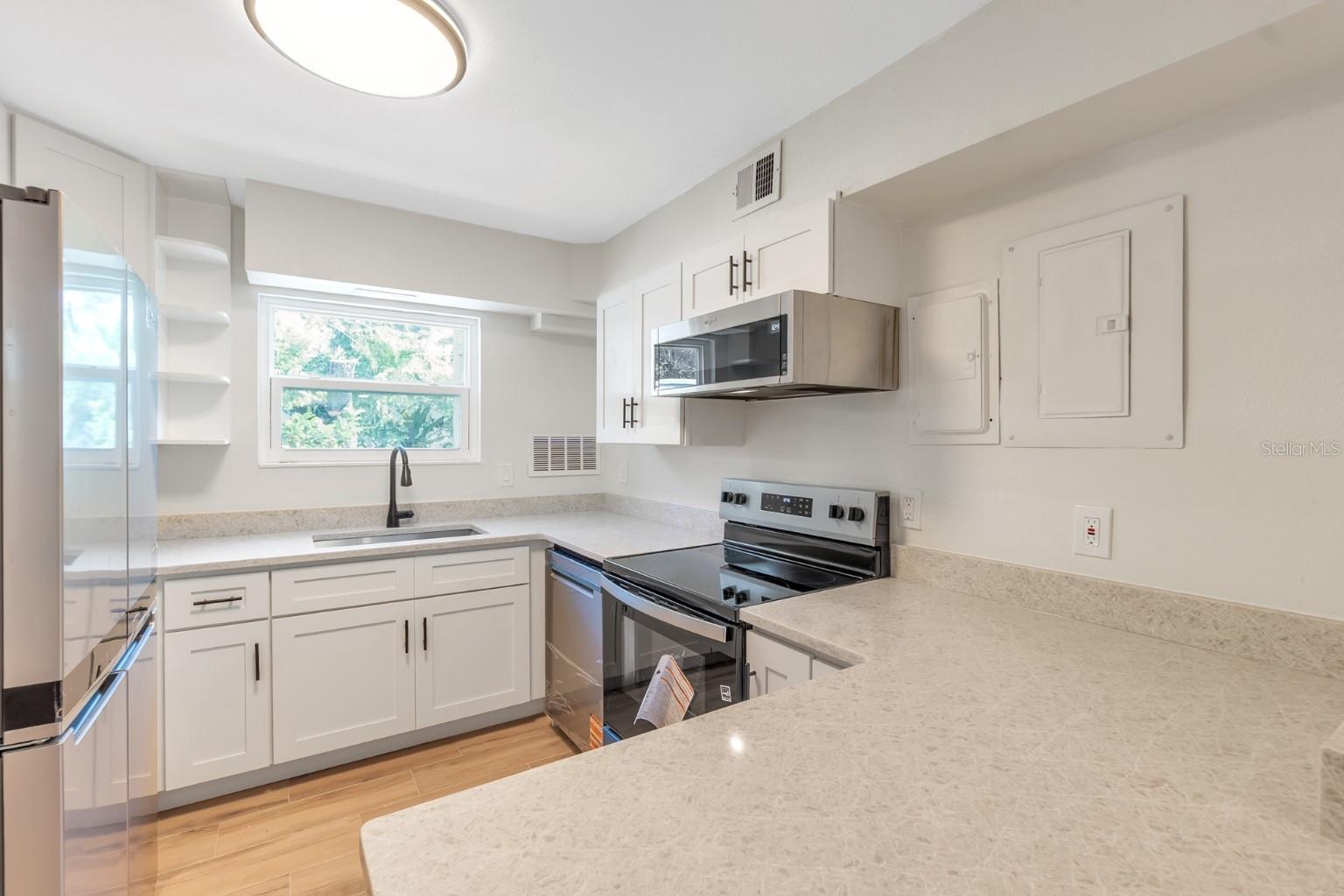 WESTCHESTER I - Residential Lease