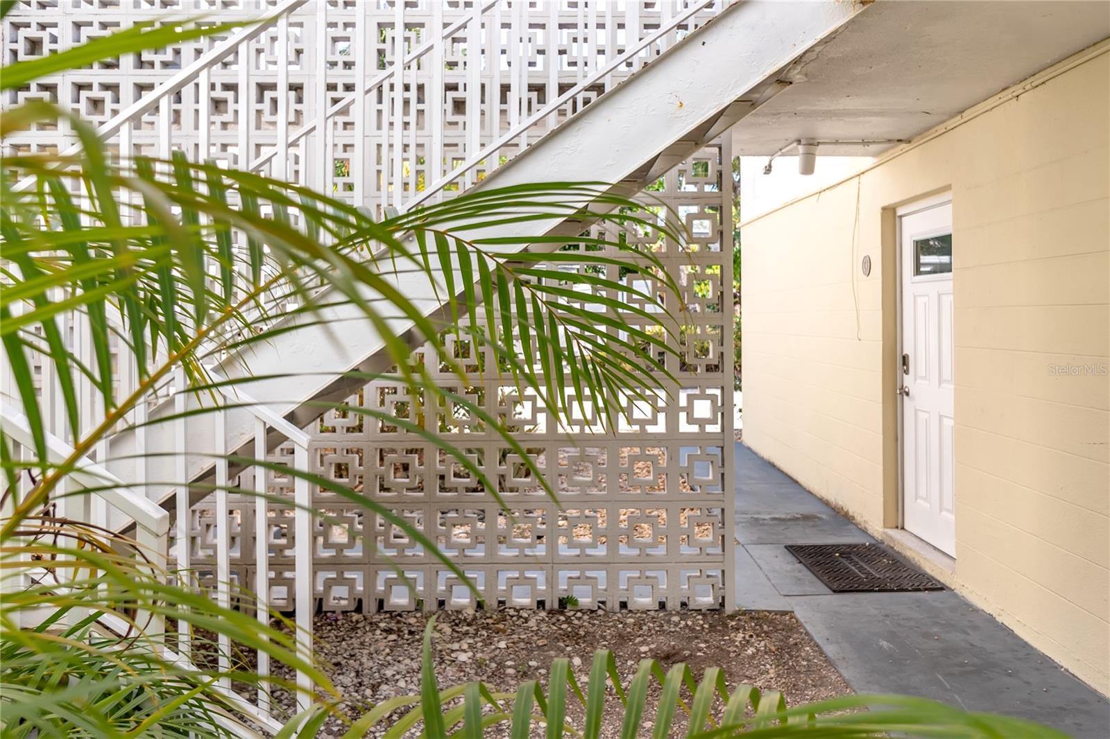 WESTCHESTER I - Residential Lease