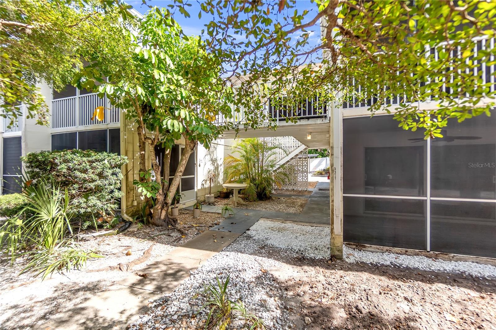 WESTCHESTER I - Residential Lease