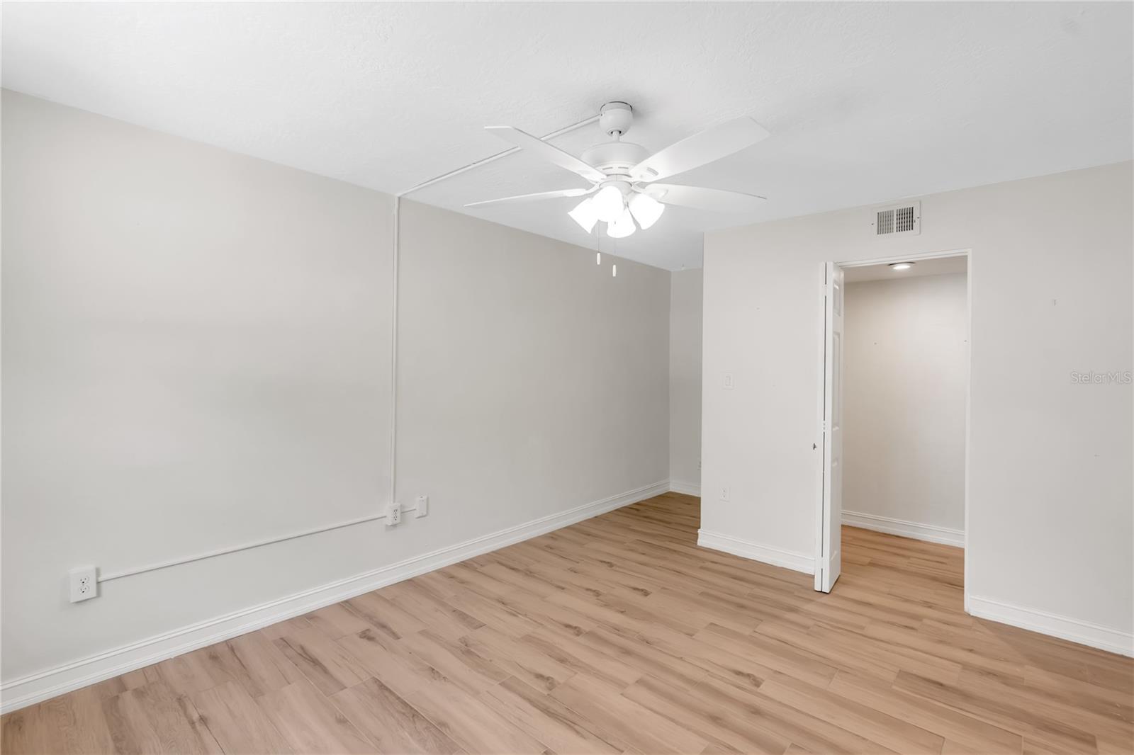 WESTCHESTER I - Residential Lease