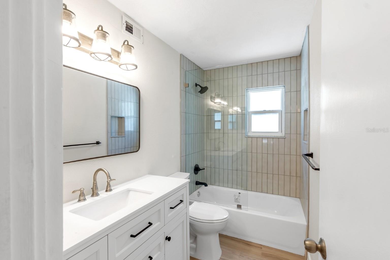 WESTCHESTER I - Residential Lease