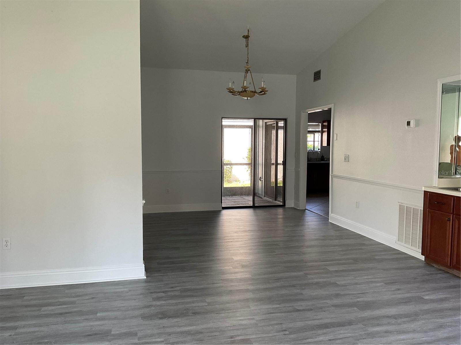7861 PINE TRACE DRIVE 7861