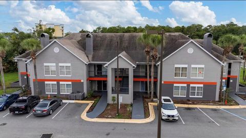 Photo of 3100 Parkway Boulevard #425, Kissimmee, FL 34747 (MLS # S5137867)