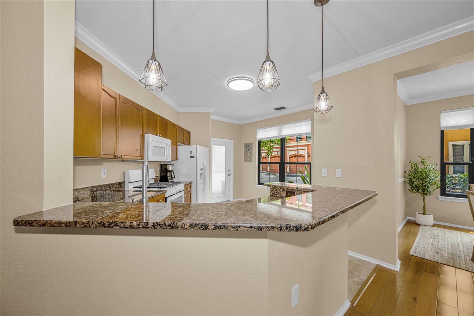 GRAND BELLAGIO AT BAYWATCH CONDO THE - Residential