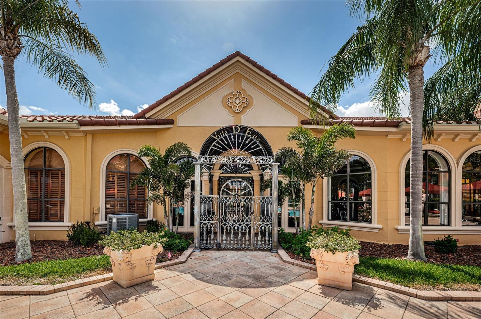 GRAND BELLAGIO AT BAYWATCH CONDO THE - Residential
