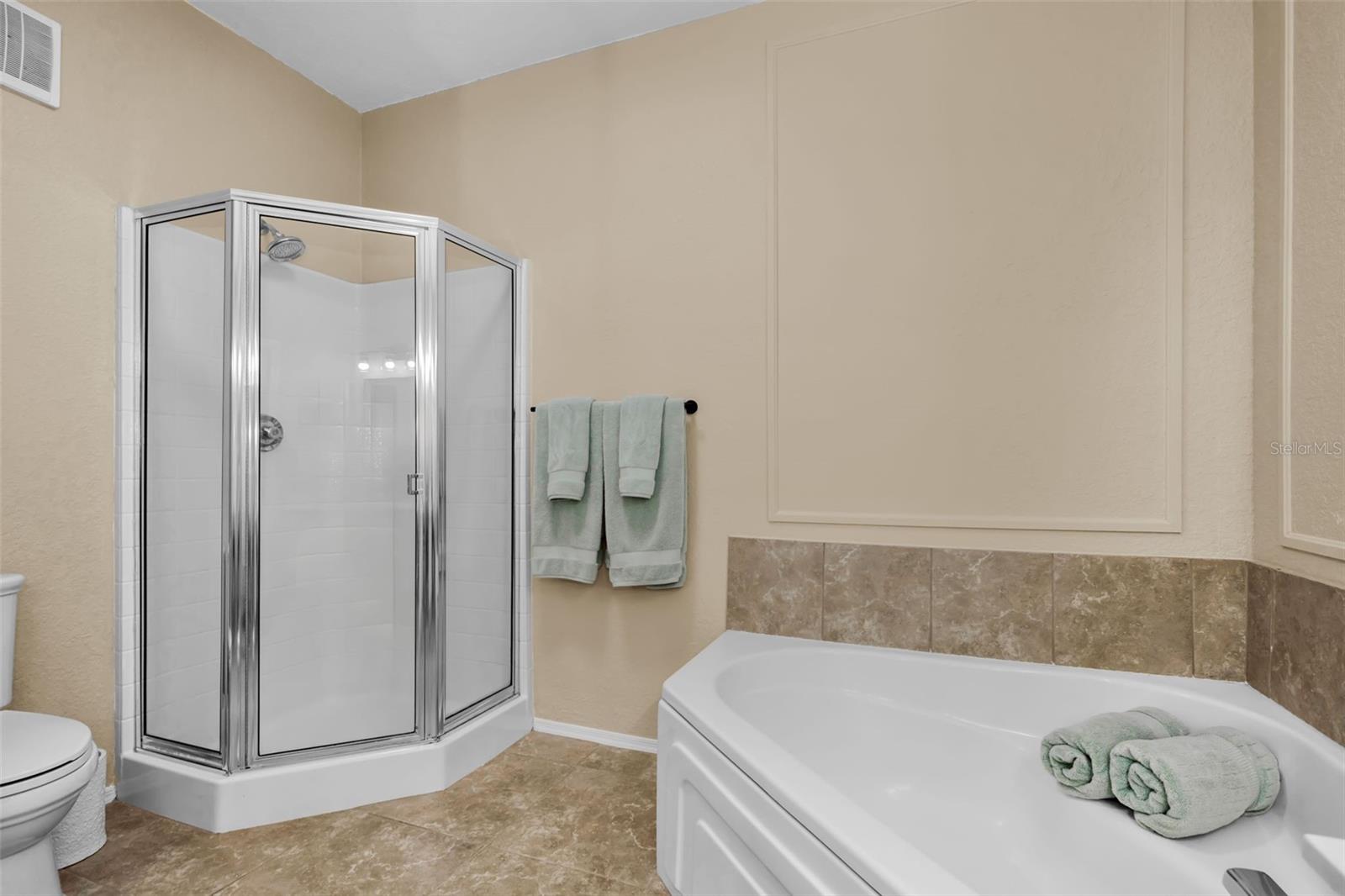 GRAND BELLAGIO AT BAYWATCH CONDO THE - Residential