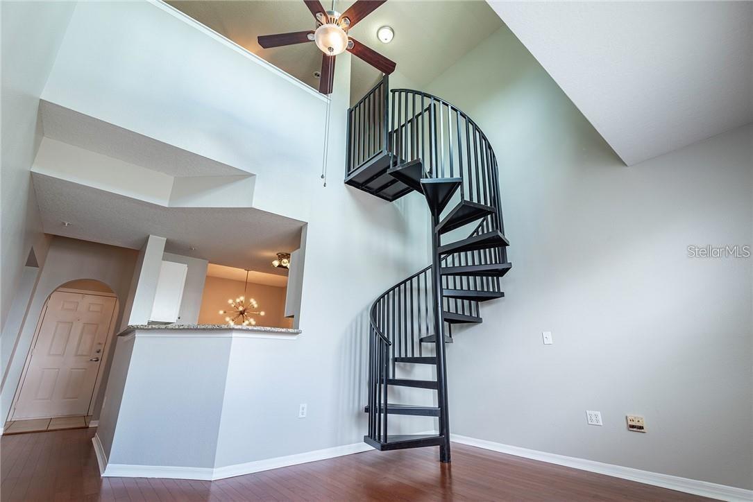 HARBOUR PLACE CITY HOMES A CON - Residential