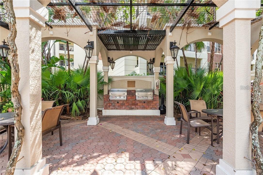 HARBOUR PLACE CITY HOMES A CON - Residential