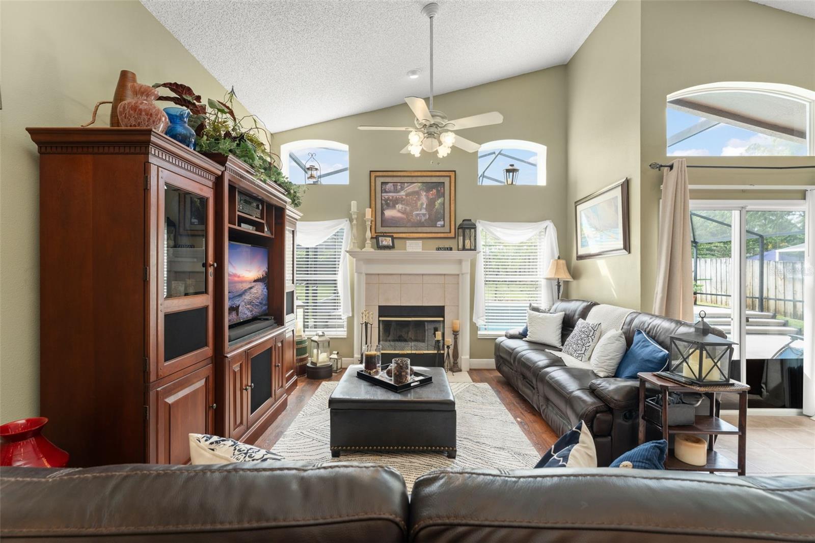 WEKIVA CLUB - Residential